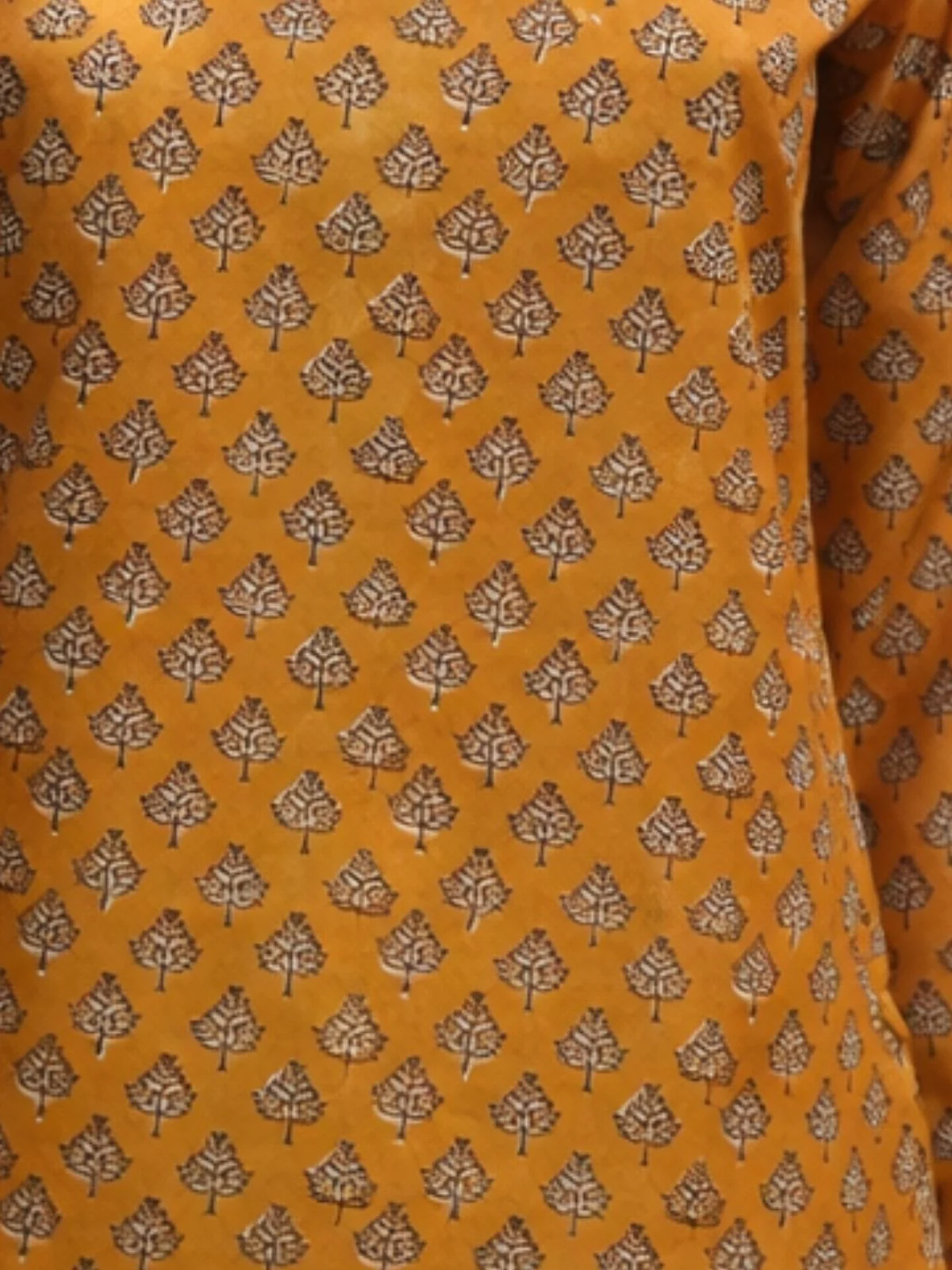 Odette Yellow Silk Blend Printed Solid Kurti For Women - Image 4