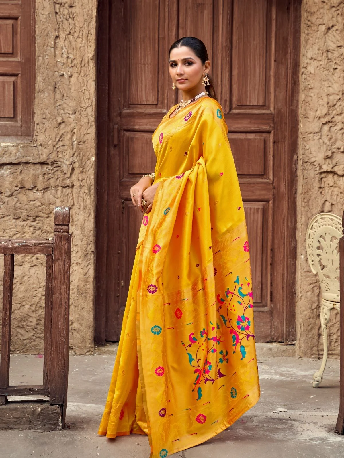 Odette Yellow Silk Woven Paithani Saree For Women - Image 2