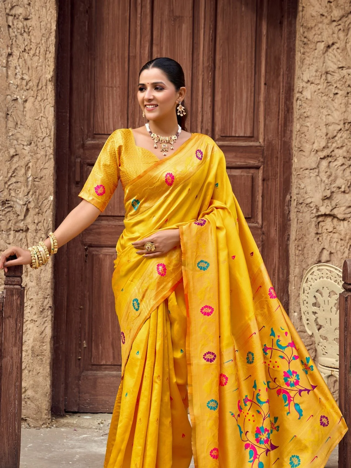 Odette Yellow Silk Woven Paithani Saree For Women - Image 4