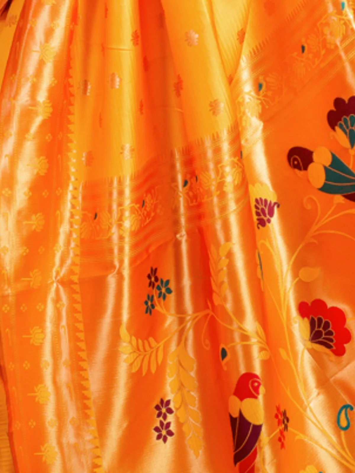 Odette Yellow Silk Woven Saree For Women - Image 5