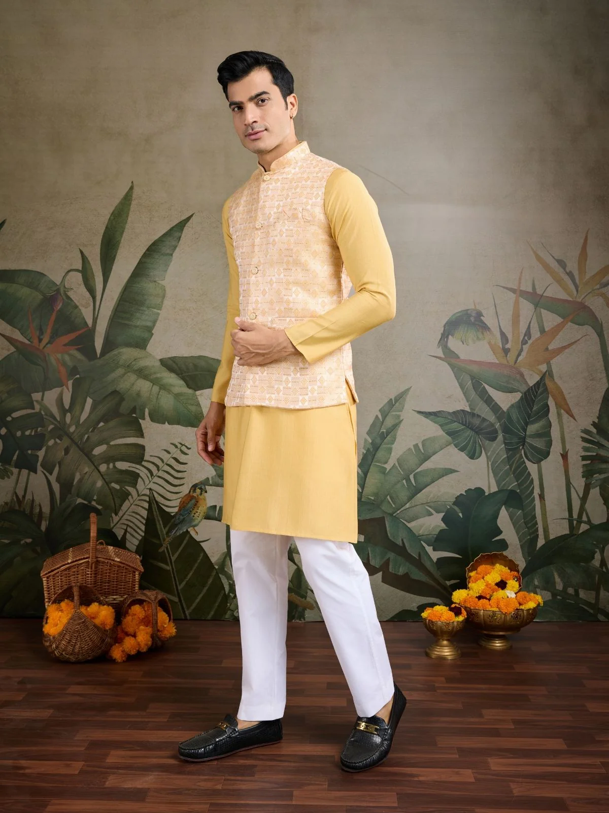 Odette Yellow Viscose Silk Woven Stitched Kurta For Men - Image 4