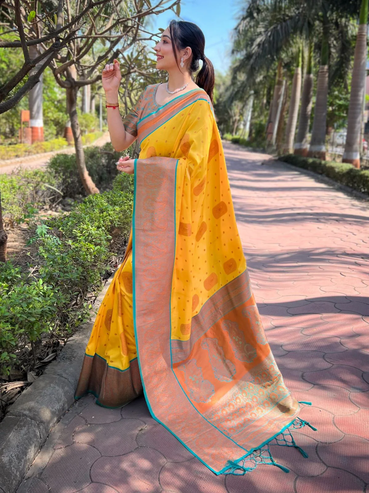 Odette Yellow Woven Design Soft Silk Saree With Unstitched Blouse For Women - Image 2