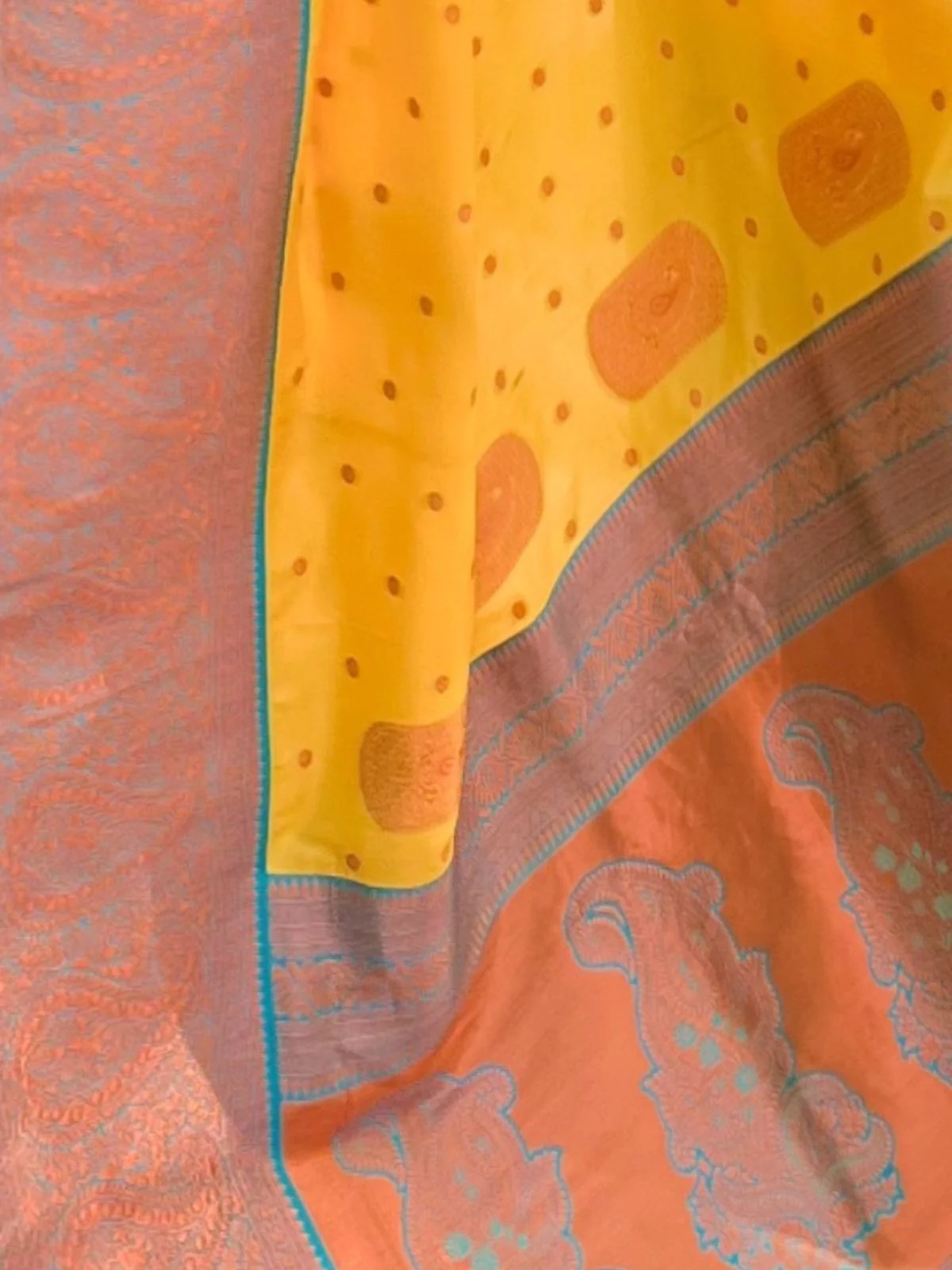 Odette Yellow Woven Design Soft Silk Saree With Unstitched Blouse For Women - Image 4