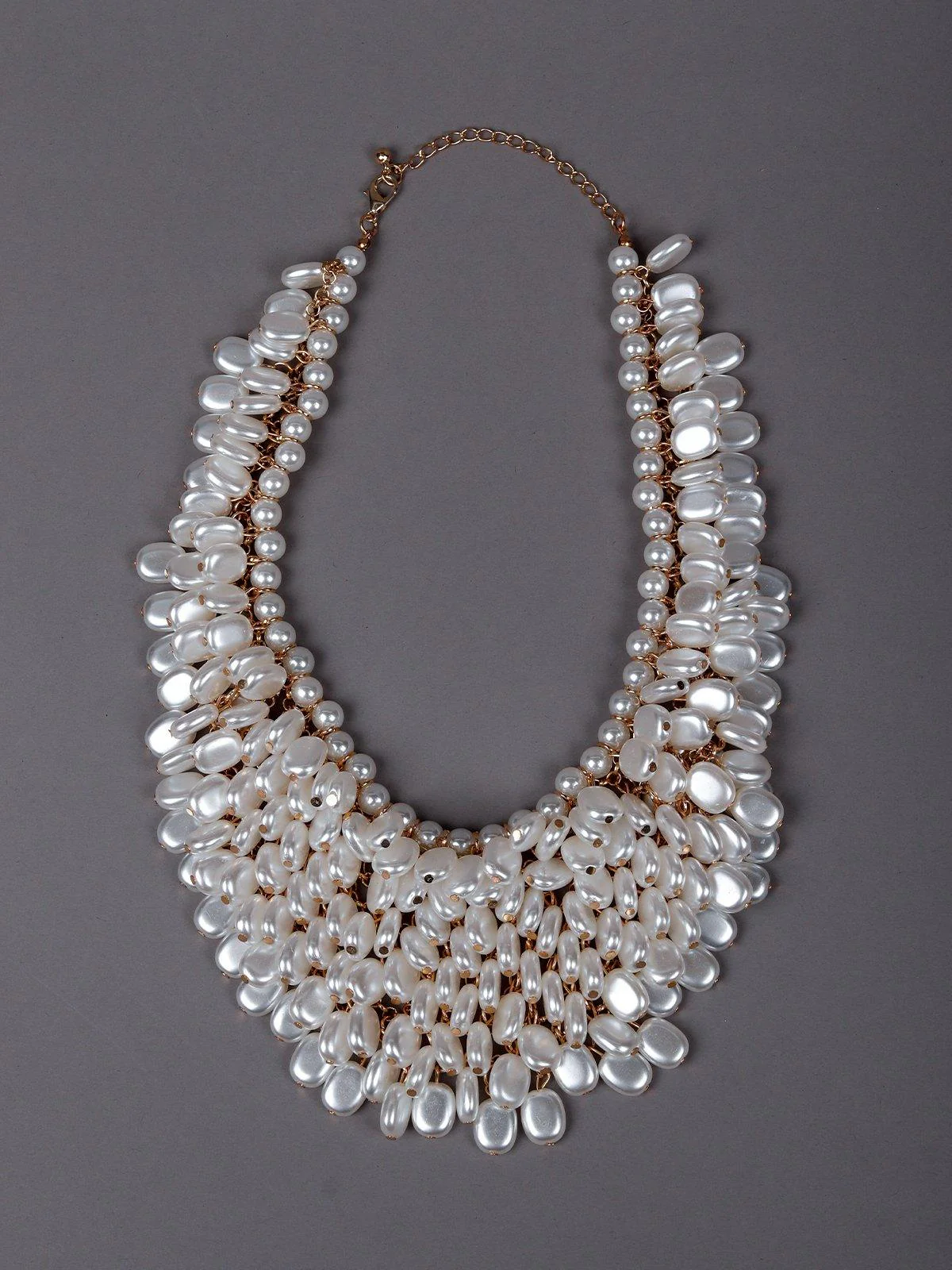 Odette Women White Mtal Necklace. - Image 3
