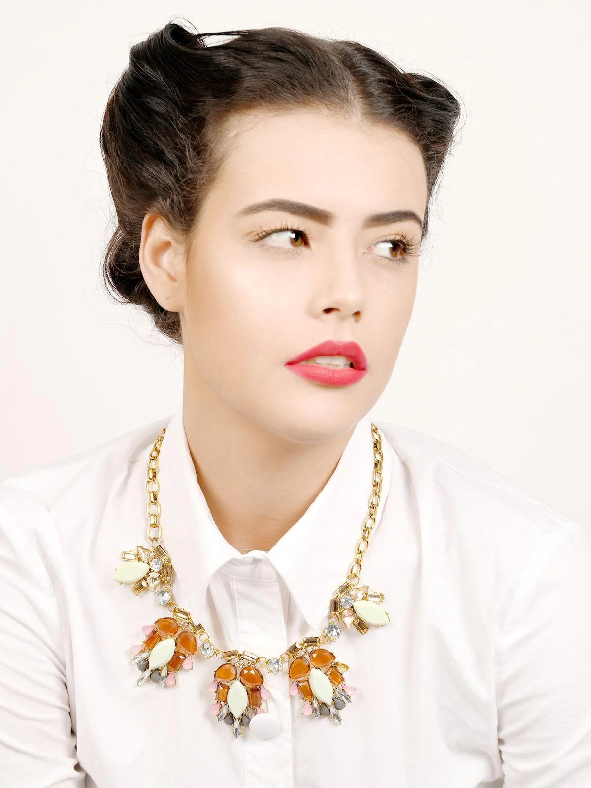 Odette Women Peppy Nizha Statement Neckpiece - Image 2