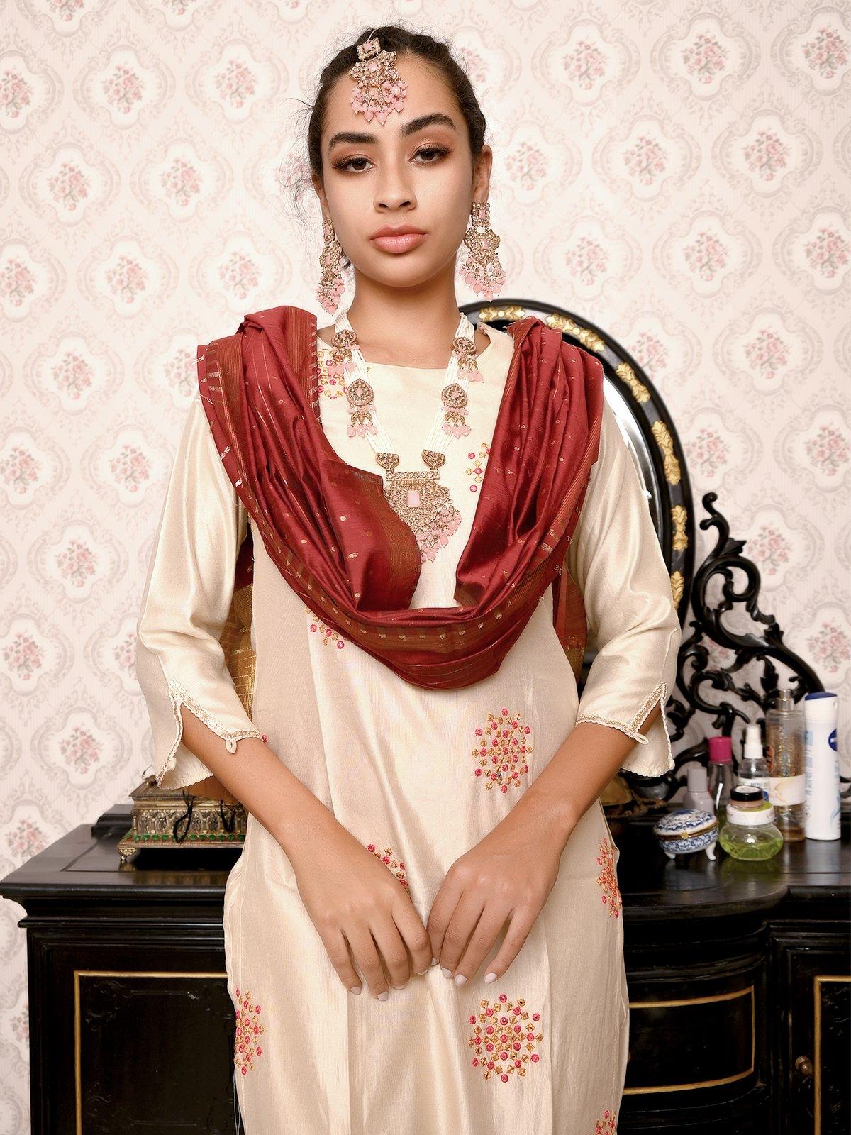 Odette Women Pink Metal Jewellery Set - Image 2
