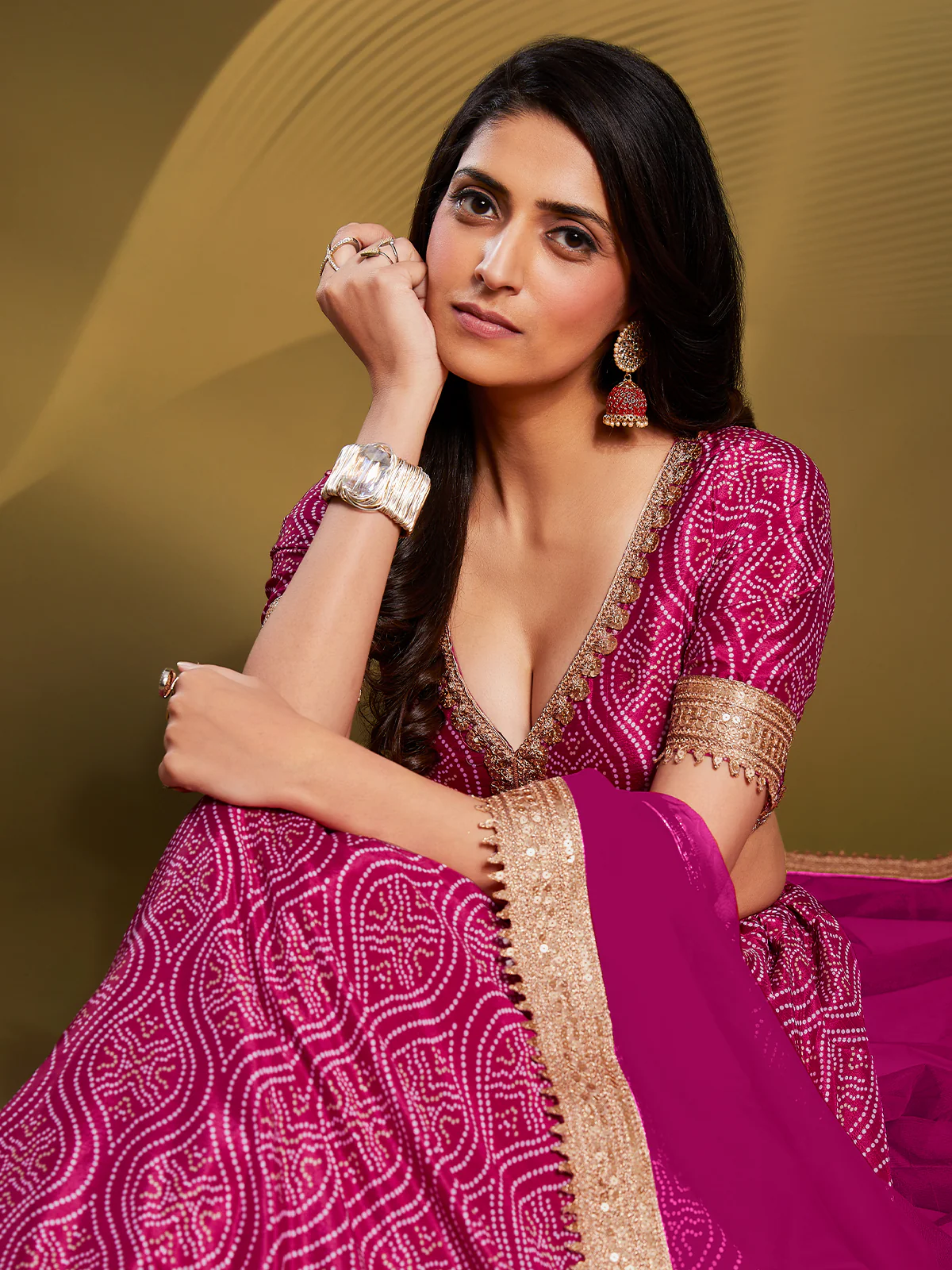 Odette Women Pink Crepe Bandhani Print Semi Stitched Lehenga Choli - Image 2