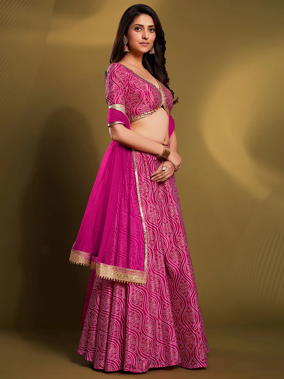 Odette Women Pink Crepe Bandhani Print Semi Stitched Lehenga Choli - Image 3
