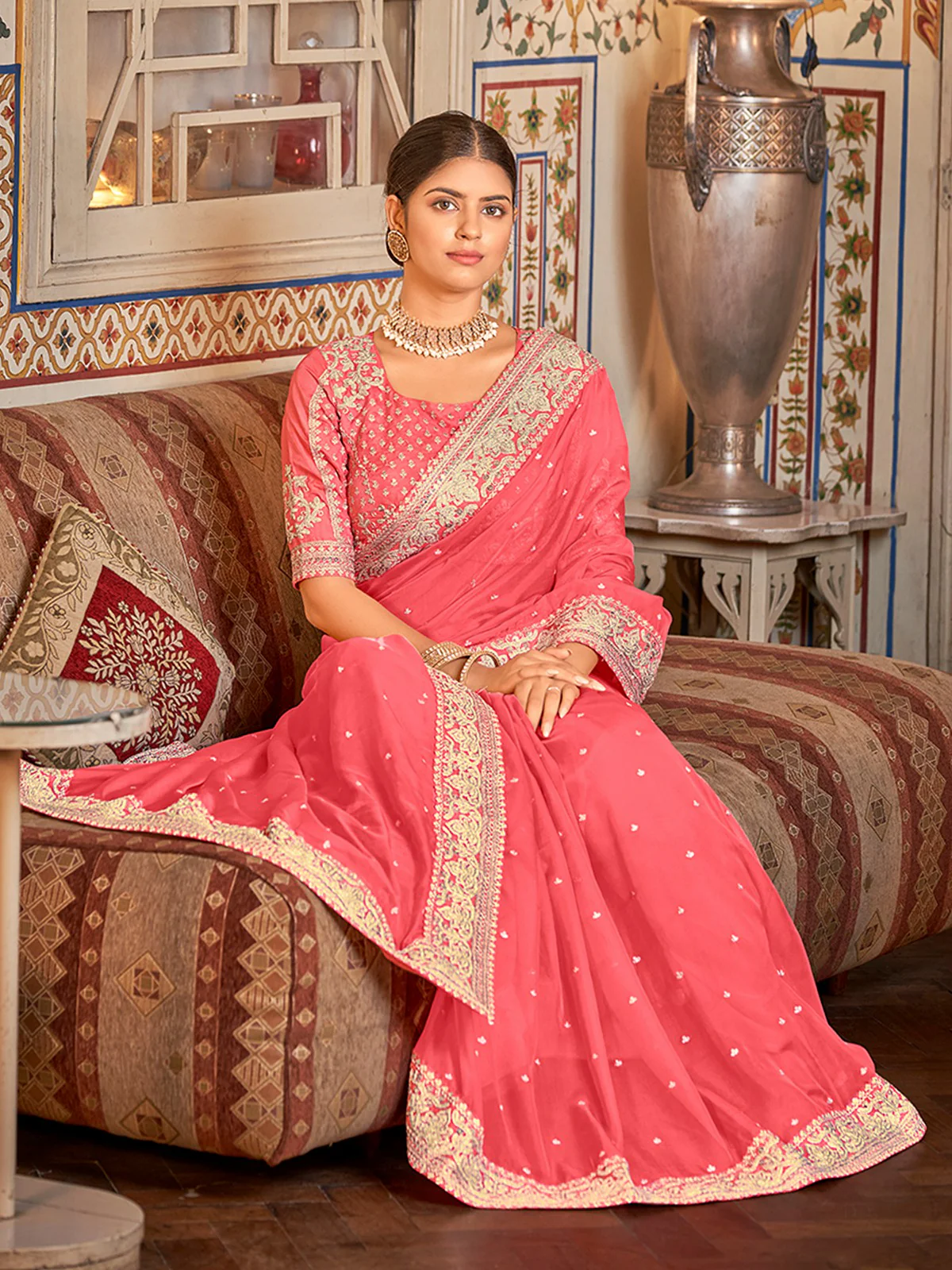 Odette Women Pink Organza Embroidered Saree With Unstitched Blouse - Image 3