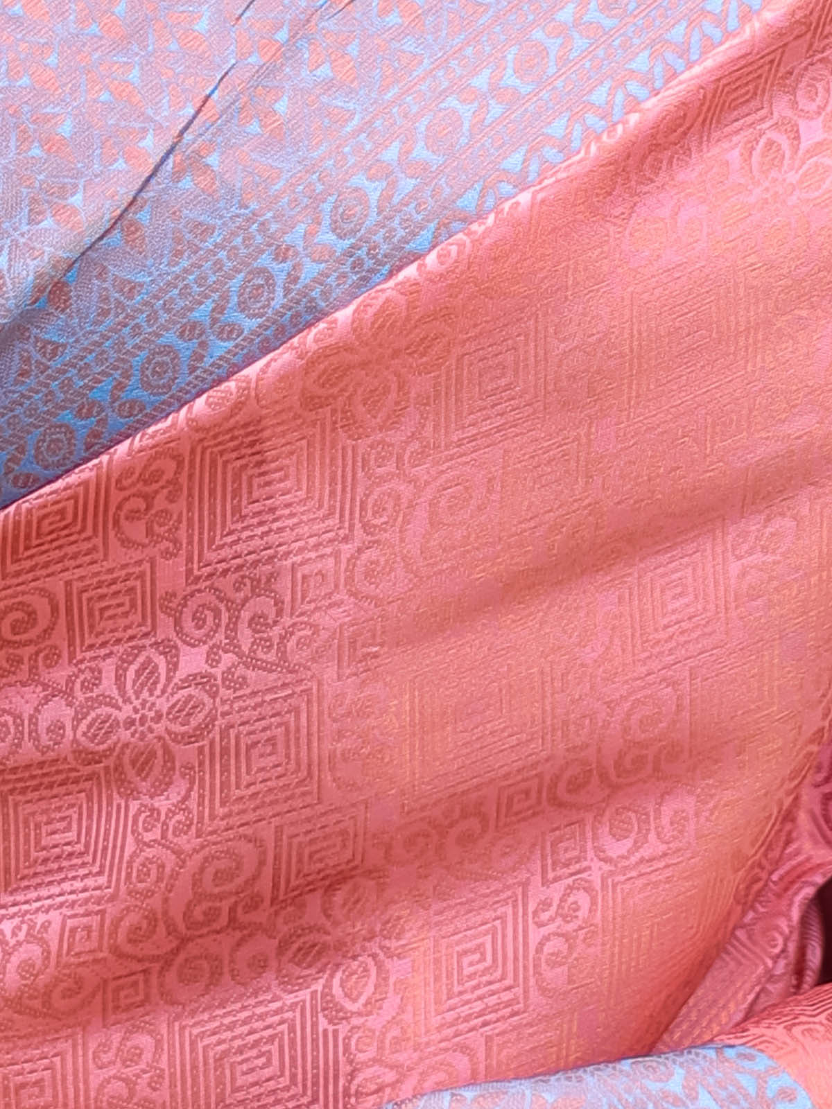 Odette Women Pink Silk Blend Woven Saree With Unstitched Blouse - Image 6
