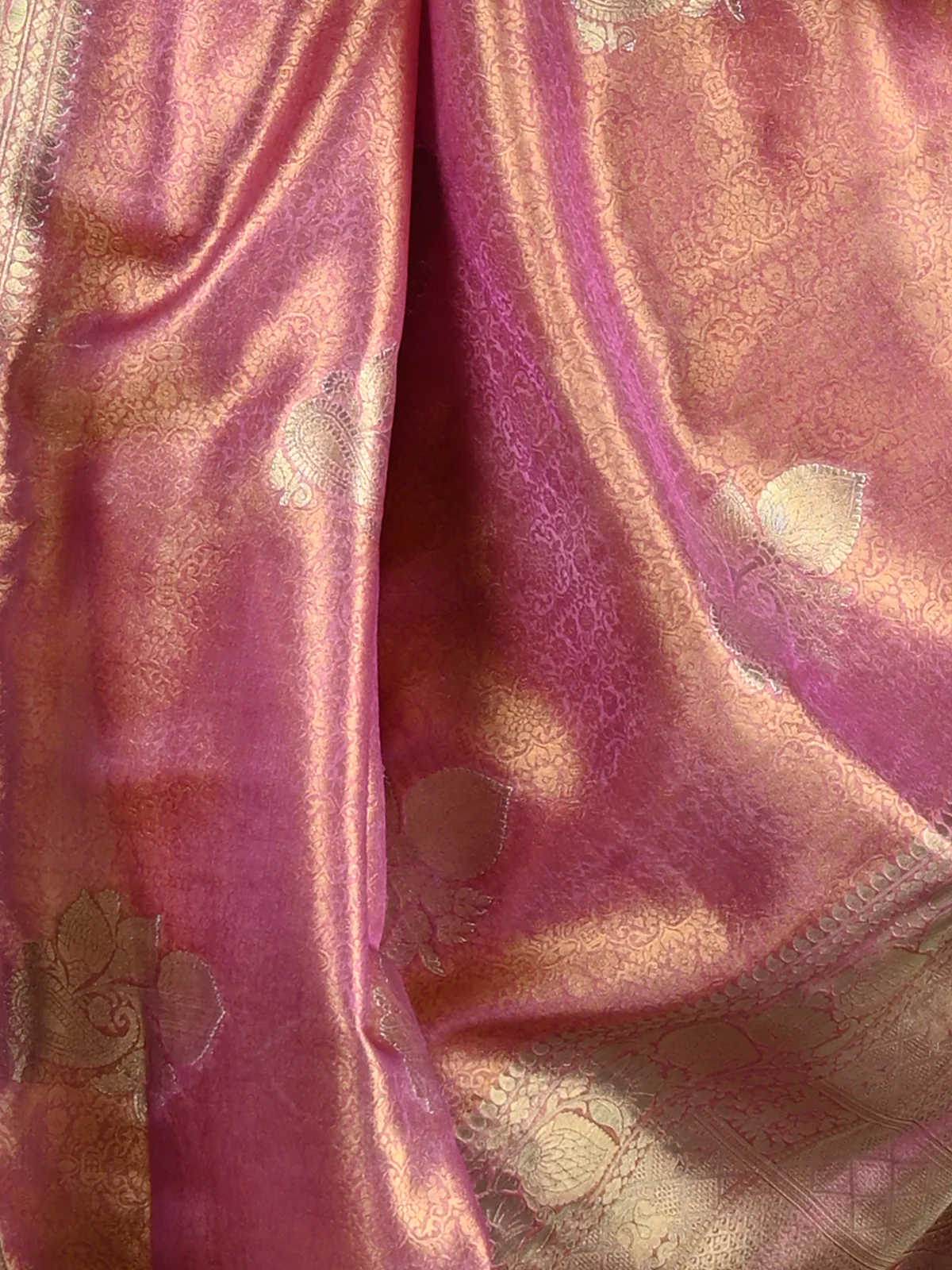 Odette Women Purple Satin Nylon Woven Saree With Unstitched Blouse - Image 4