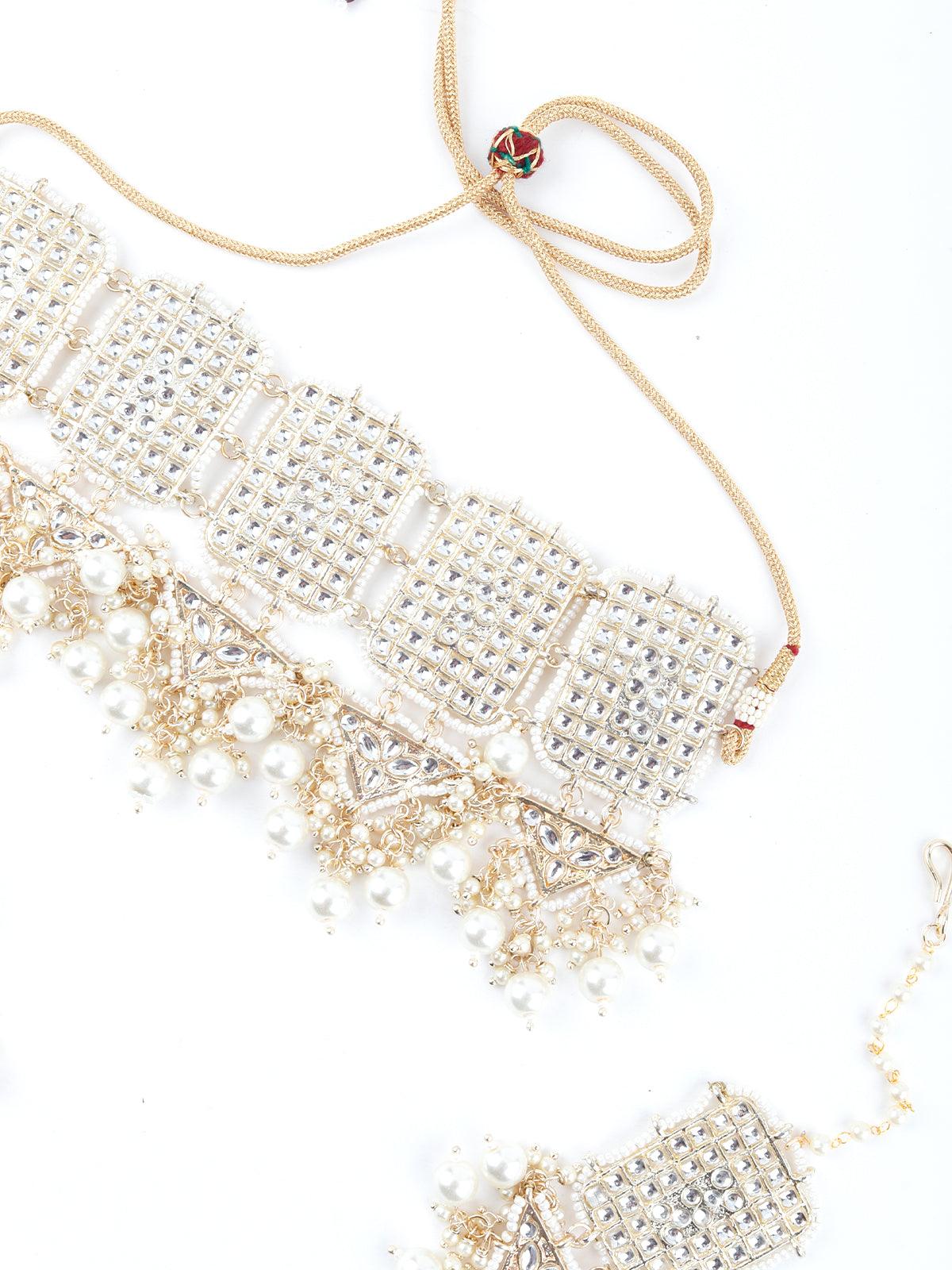 Odette Women Roop White Kundan Style Choker Necklace Set - Image 4