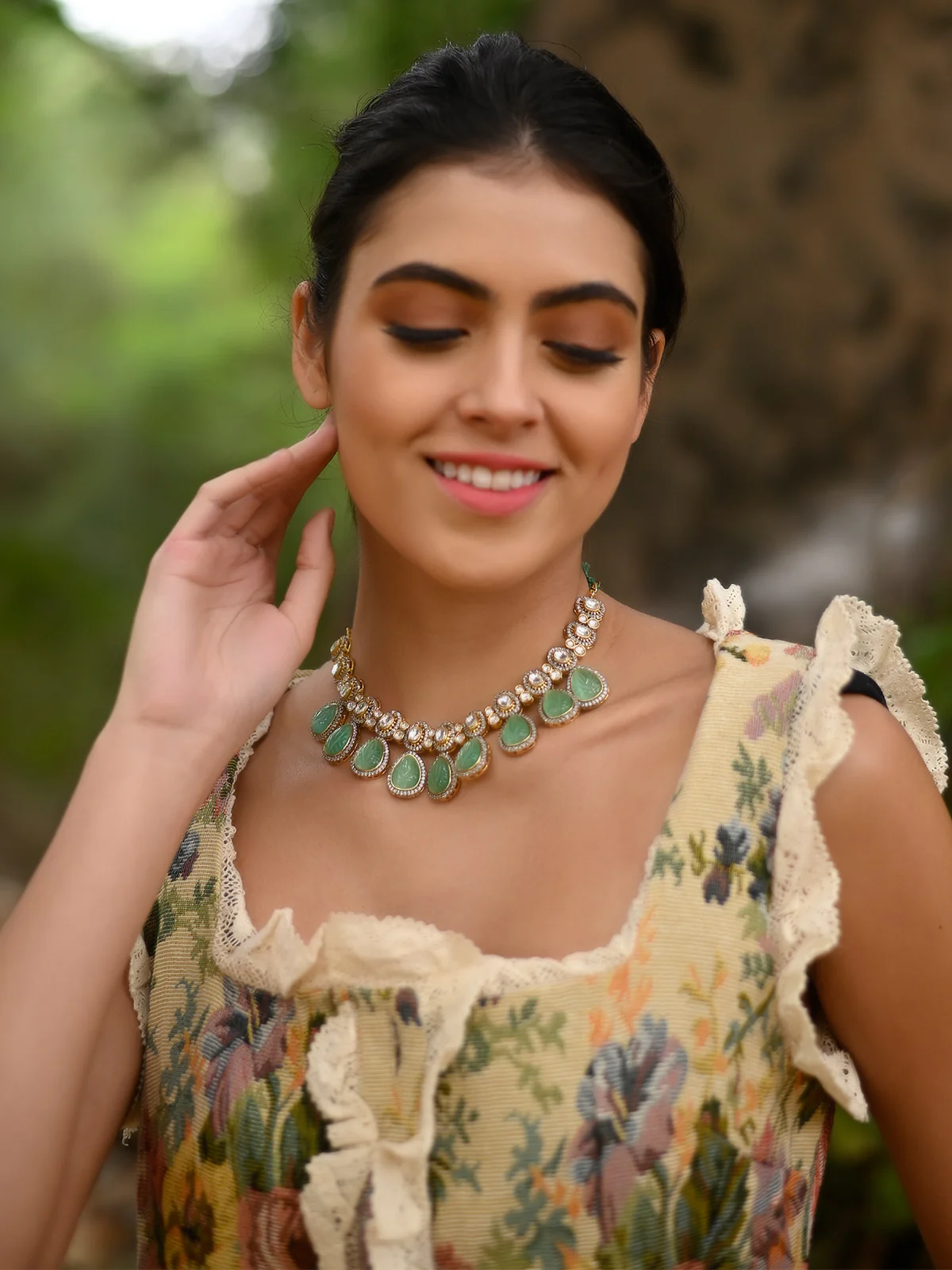 Odette Women Sea Green Choker Neckpiece - Image 2