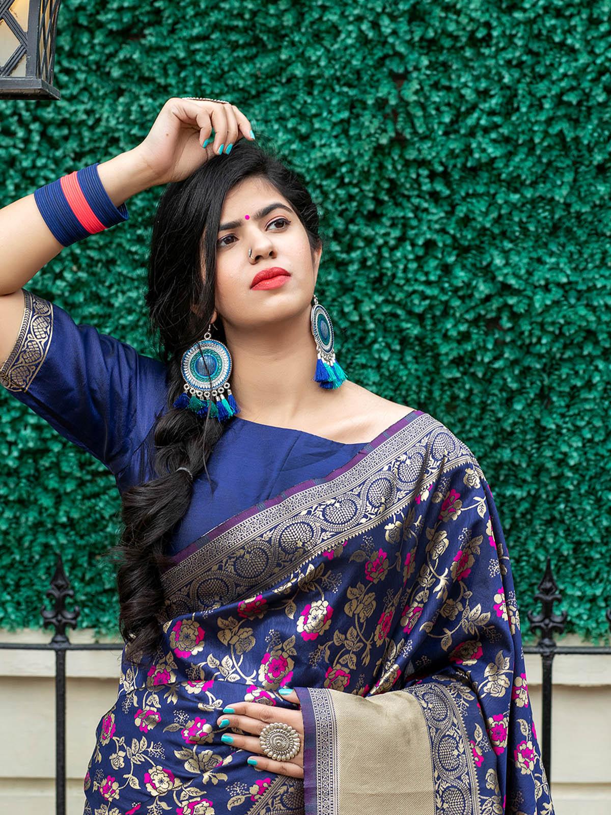 Odette Women Stunning Woven Navy Banarasi Silk Saree With Unstitched Blouse - Image 2