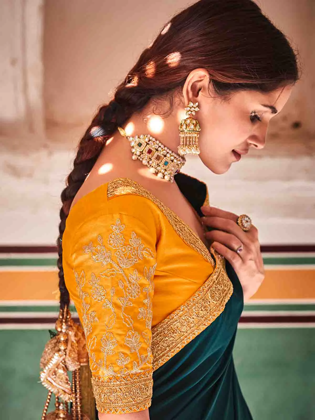Odette Women Teal Crepe Silk Embroidered Saree With Unstitched Blouse - Image 3
