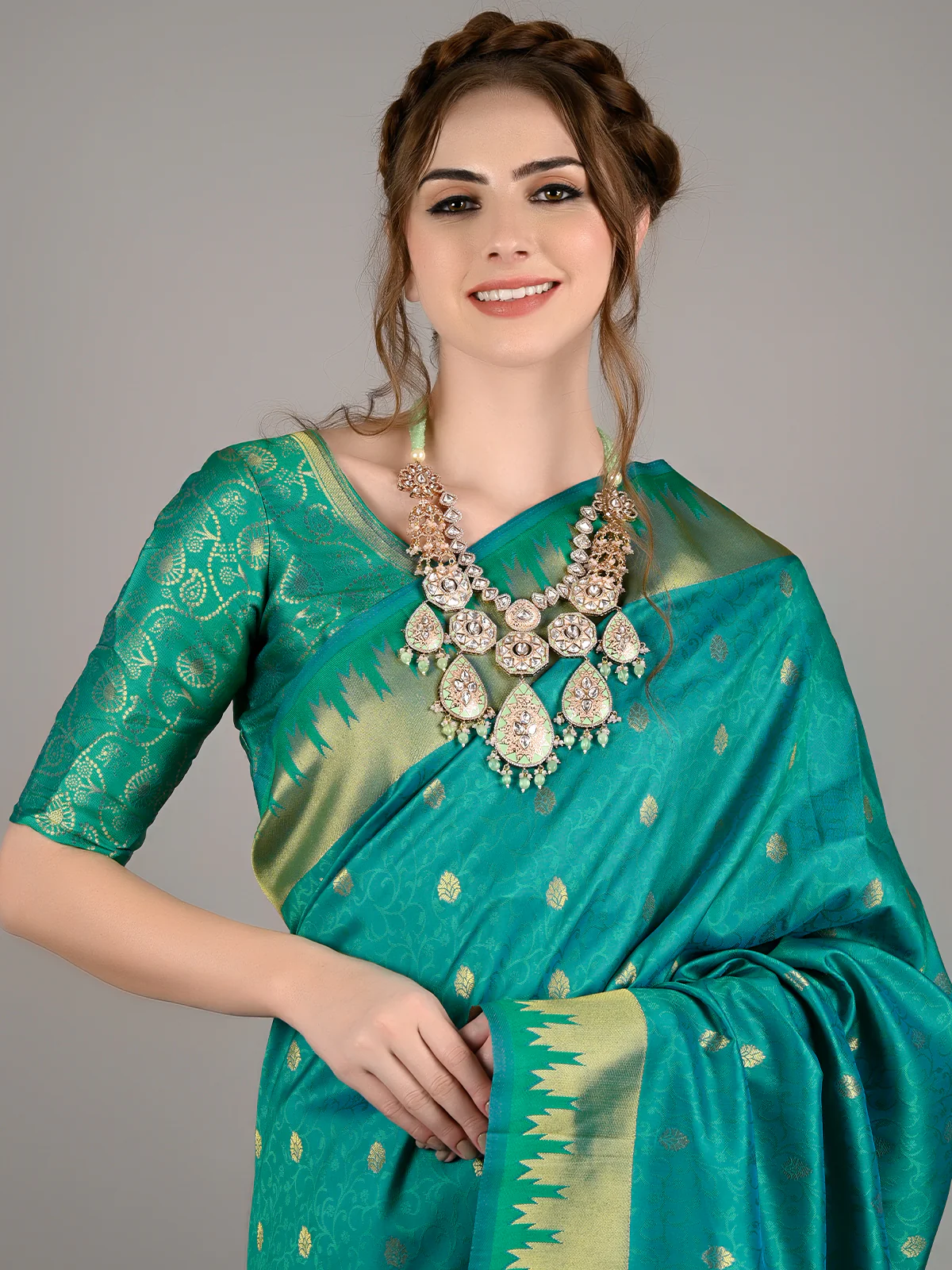Odette Women Teal Silk Woven Saree With Unstitched Blouse - Image 3
