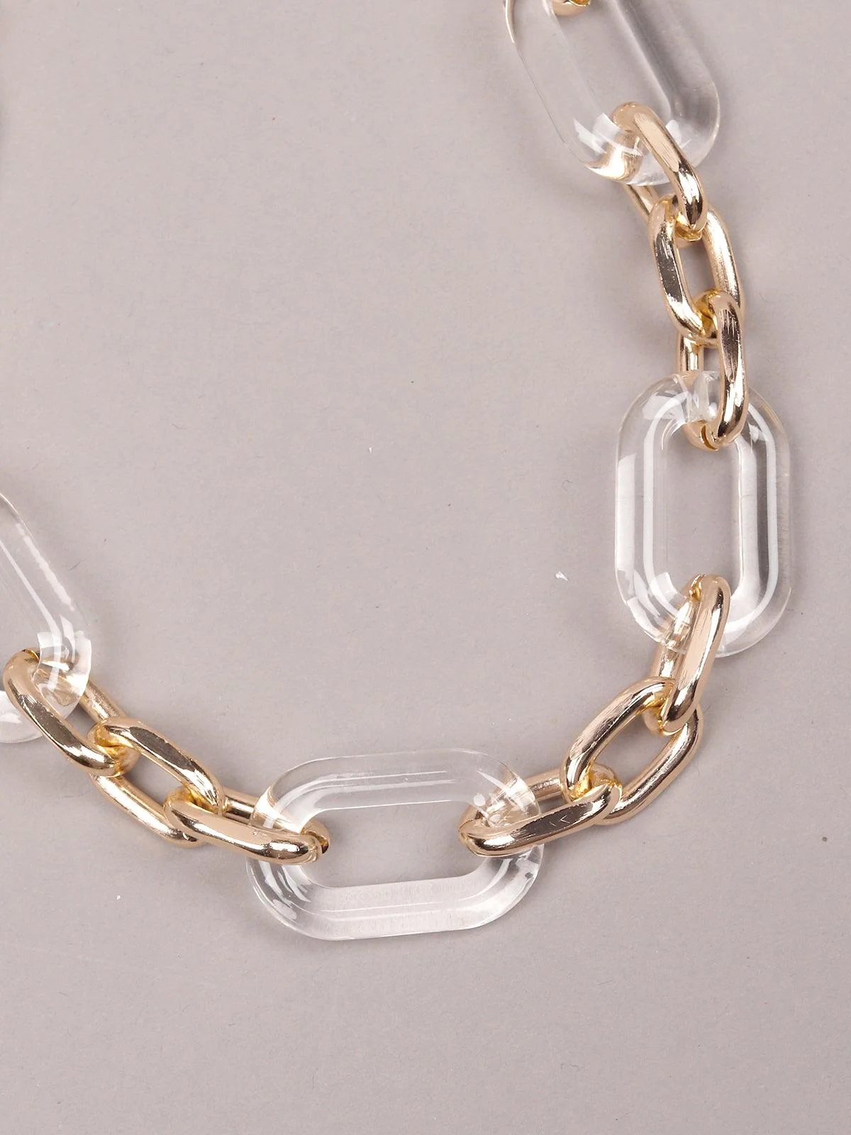 Odette Women Gold Metal Chained Necklace - Image 6
