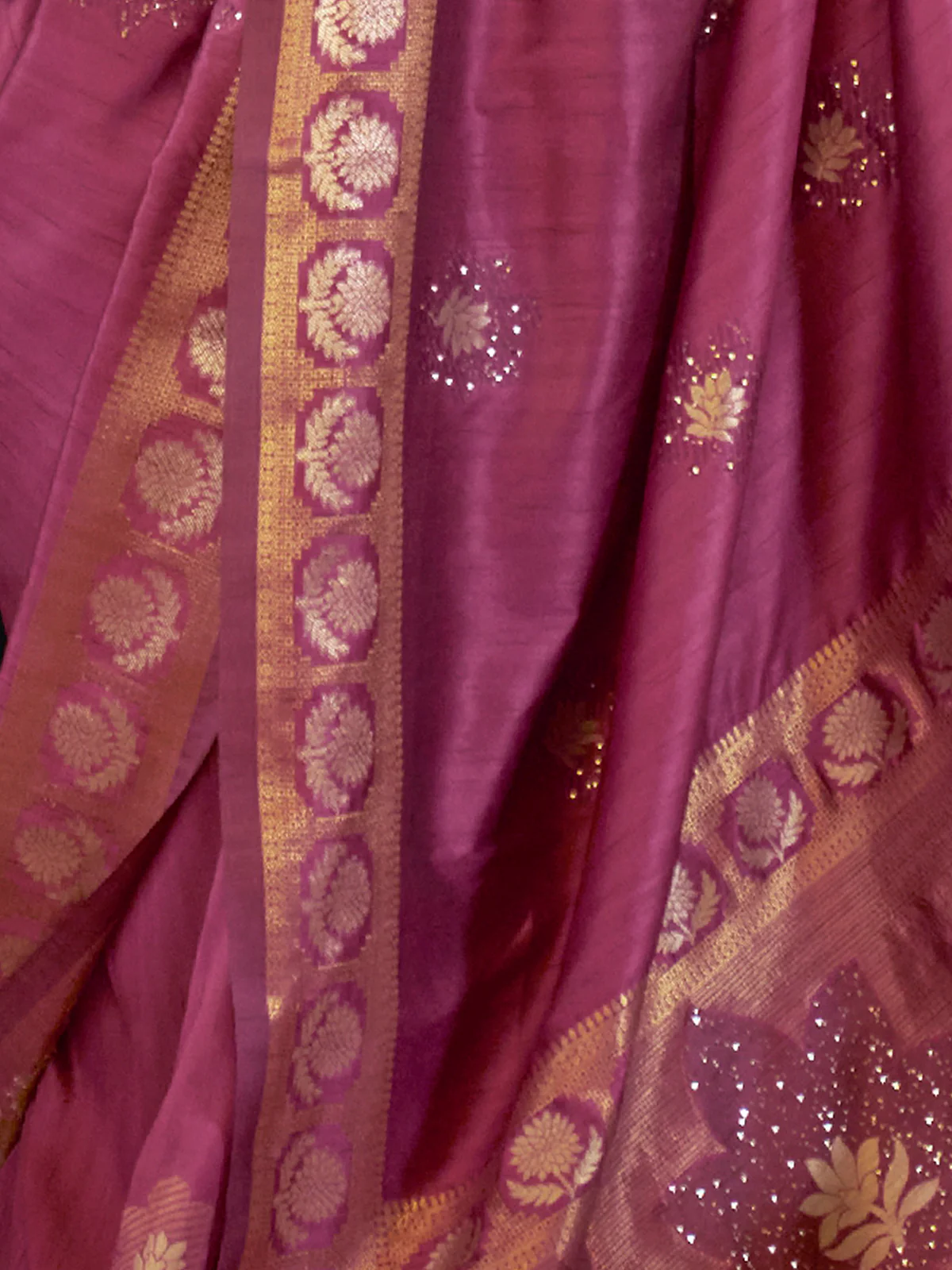 Odette Women Violet Silk Blend Woven Saree With Unstitched Blouse - Image 3