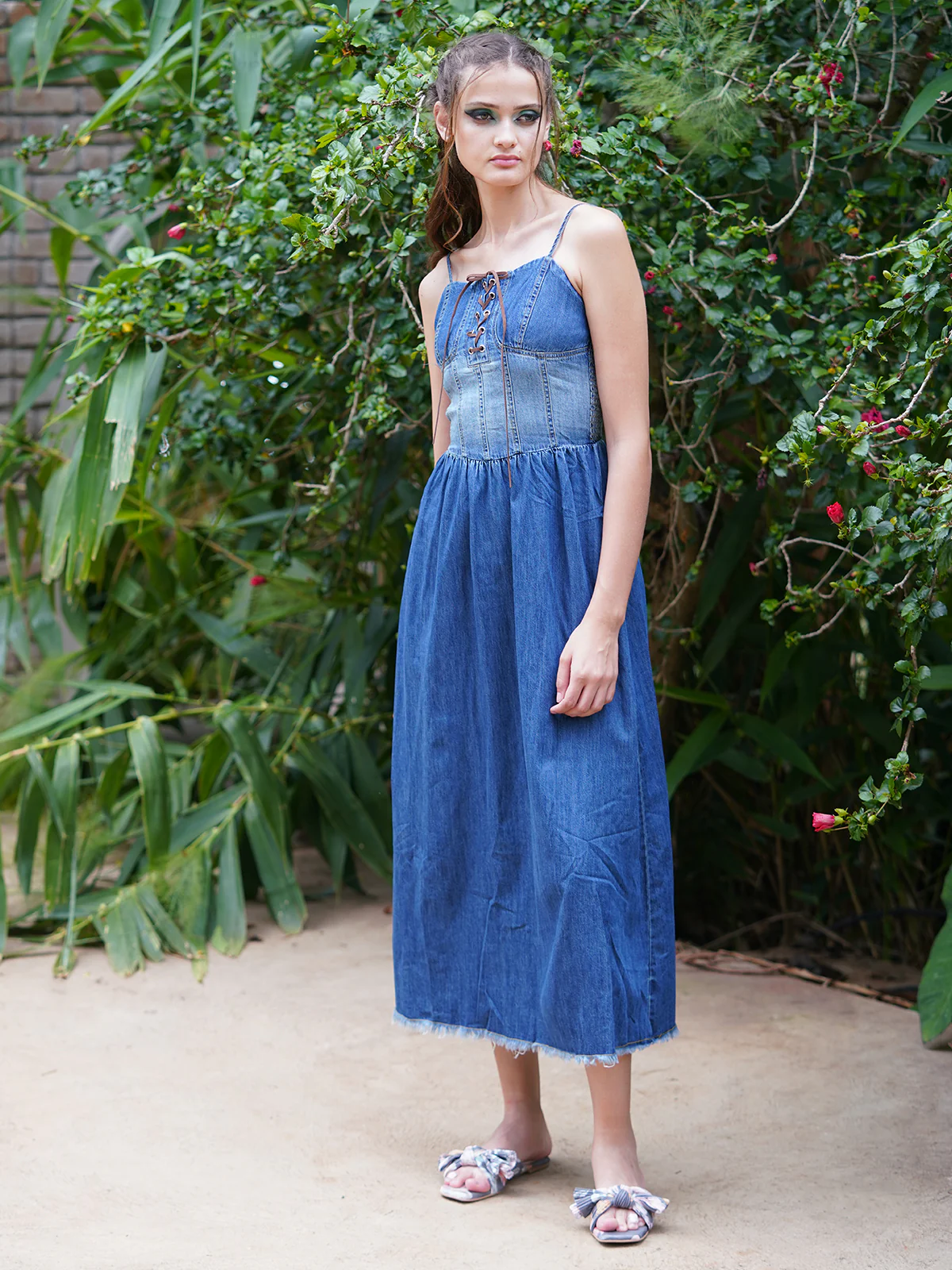 Odette Women Washed Denim Blue Solid Long Stitched Dress - Image 2