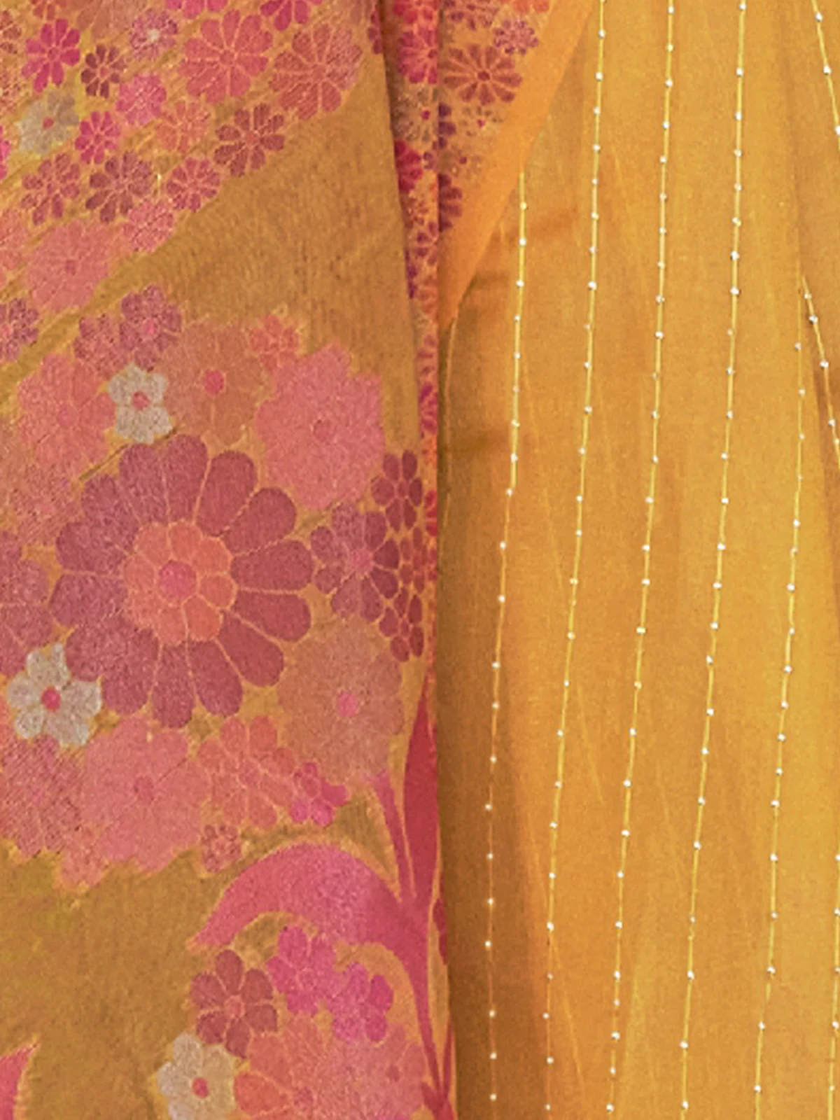 Odette Women Yellow Organza Woven Saree With Unstitched Blouse - Image 3