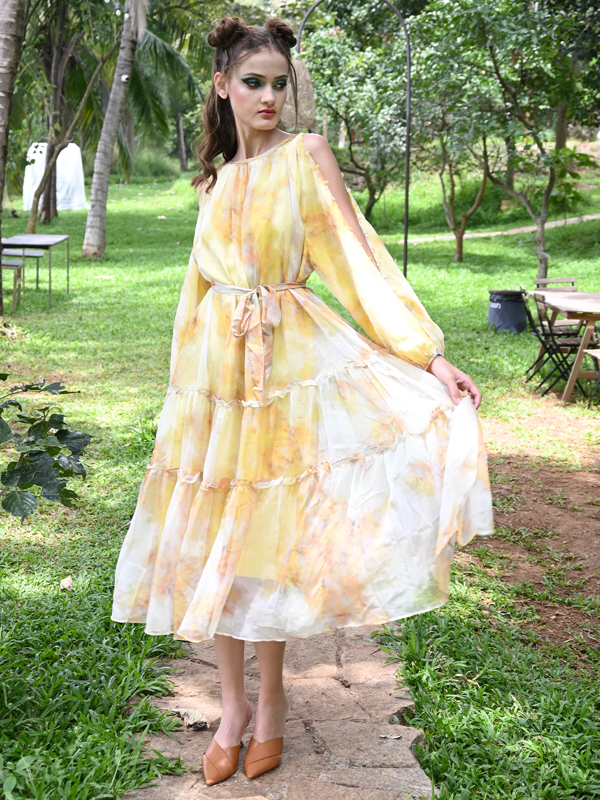 Odette Women Yellow Polyester Chiffon Printed Long Dress - Image 3