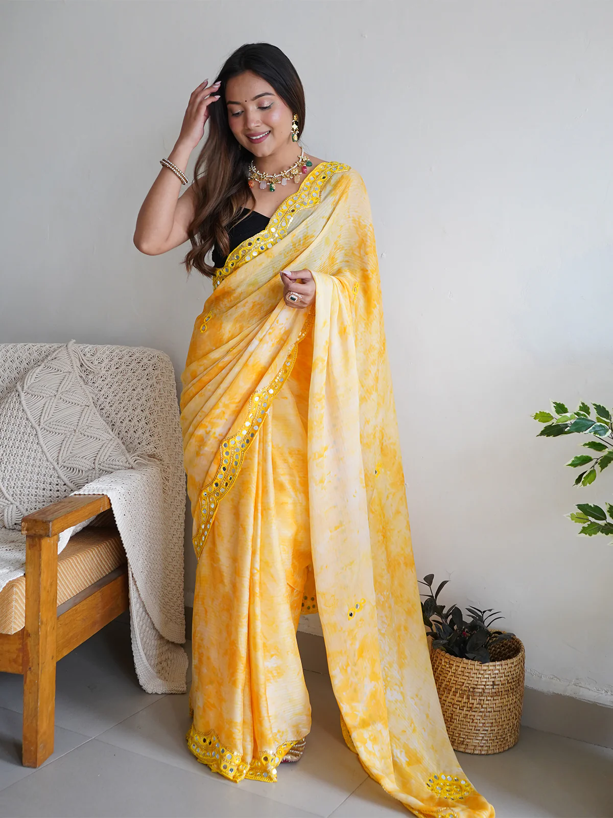Odette Women Yellow Satin Georgette Prism Print Saree With Unstitched Blouse - Image 2