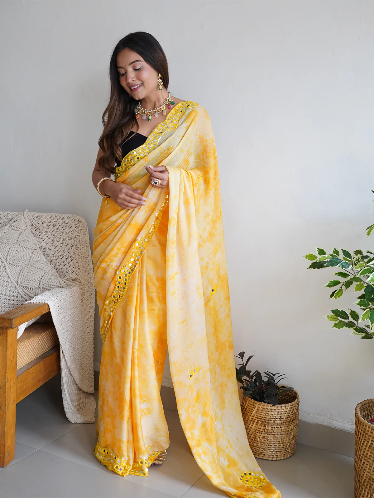 Odette Women Yellow Satin Georgette Prism Print Saree With Unstitched Blouse - Image 6