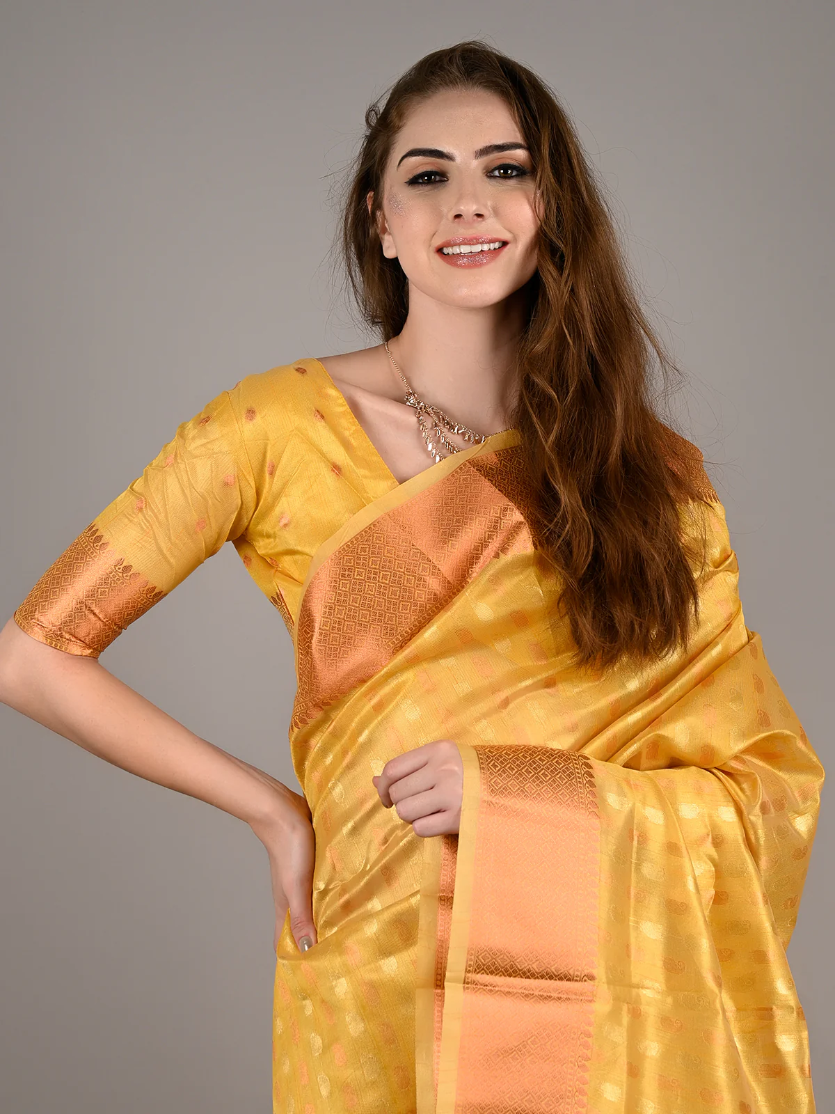 Odette Women Yellow Tissue Woven Saree With Unstitched Blouse - Image 3